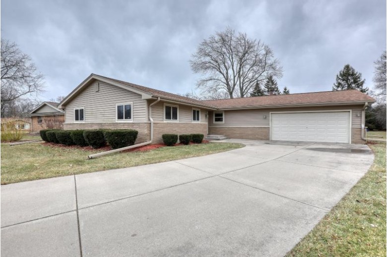 119 E Marti Ct Bayside, WI 53217 by Exit Realty Results $359,900