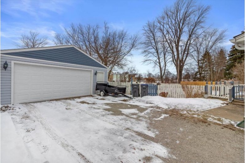 5530 Marboro Dr Mount Pleasant, WI 53406-4528 by First Weber Real Estate $250,000