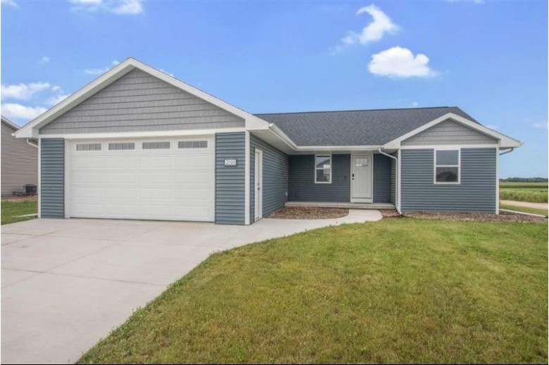 2101 White Wolf Lane, Kaukauna, WI by Coldwell Banker Real Estate Group $319,900