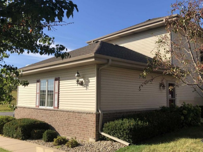 1010 Parkview Dr 4, Milton, WI by Zuelke Real Estate Team $185,000