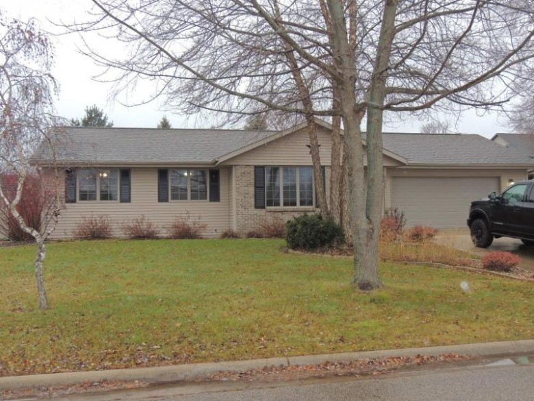4003 Balmoral Dr Janesville, WI 53548 by First Weber Real Estate $250,000