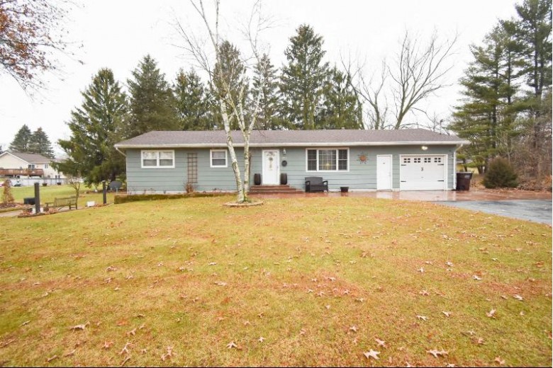 1017 Gilrust Ave, Stoughton, WI by Century 21 Affiliated $284,900