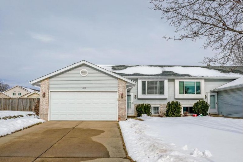 1732 Apple Dr Sun Prairie, WI 53590 by First Weber Real Estate $254,900