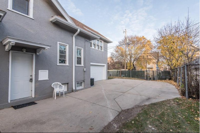 2658 N Grant Blvd, Milwaukee, WI by Keller Williams North Shore West $245,000