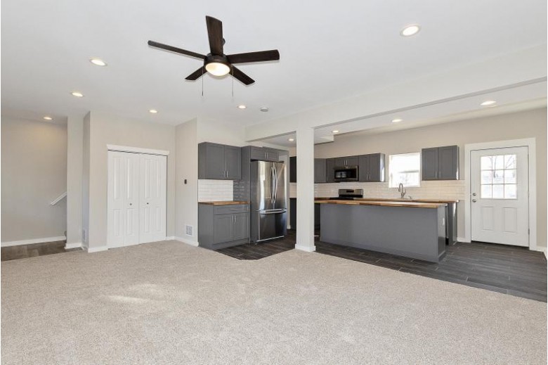 W799 Washington Ave, Burlington, WI by Homesmart Leading Edge $269,900