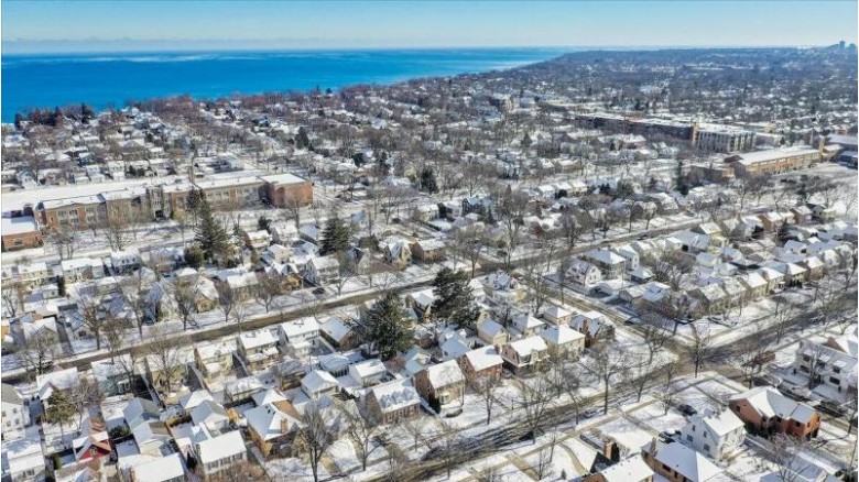 5826 N Kent Ave Whitefish Bay, WI 53217-4612 by First Weber Real Estate $670,000