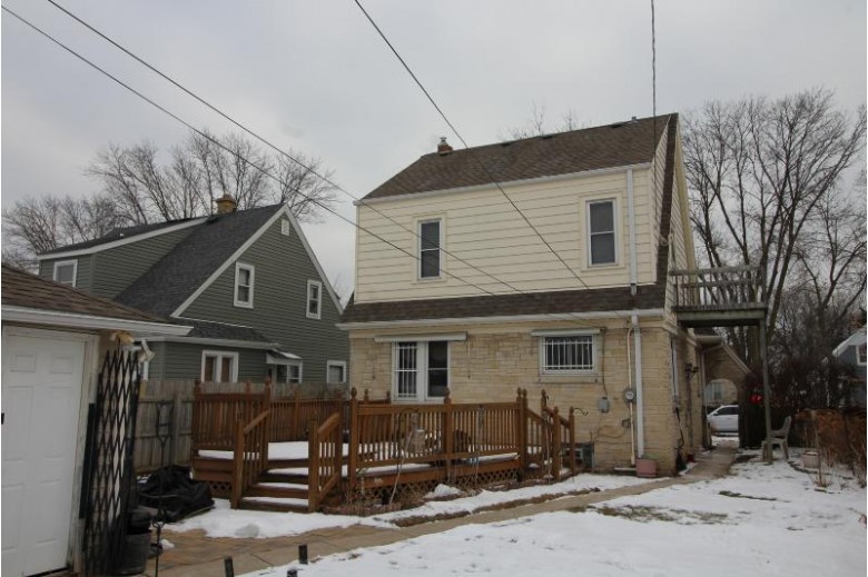 3613 N 56th St Milwaukee, WI 53216-2817 by Coldwell Banker Homesale Realty - Wauwatosa $149,900