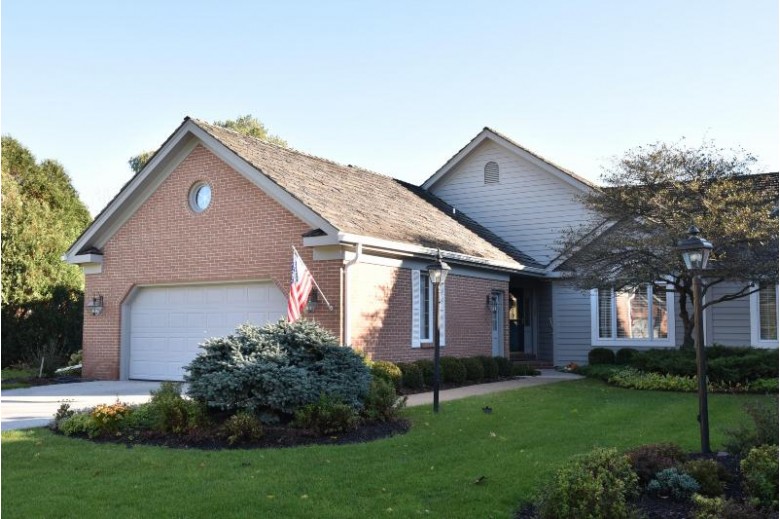 2410 Walnut Grove Ct A, Brookfield, WI by Firefly Real Estate, Llc $450,000