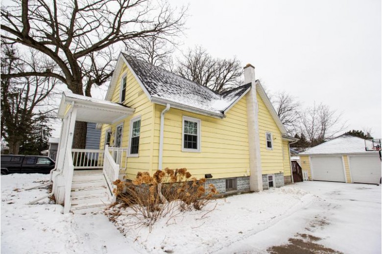908 Western Ave Waukesha, WI 53188-2813 by First Weber Real Estate $224,900