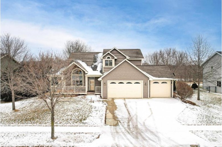 400 Whitetail Way, Deerfield, WI by Keller Williams Realty Signature $415,000