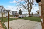 1151 W Windlake Ave Milwaukee, WI 53215-2765 by Re/Max Market Place $282,900