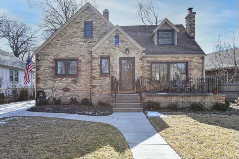 805 E Birch Ave Whitefish Bay, WI 53217-5360 by Shorewest Realtors, Inc. $645,000