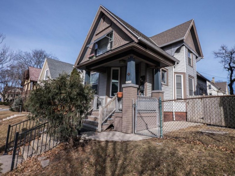 2762 N Oakland Ave, Milwaukee, WI by Redefined Realty Advisors Llc $449,900