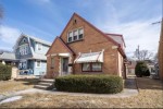 3228 S Lenox St 3230 Milwaukee, WI 53207-2808 by Lannon Stone Realty Llc $285,000