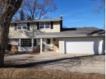 7850 S North Cape Rd, Franklin, WI by Your Home Buying Agency Llc $299,999