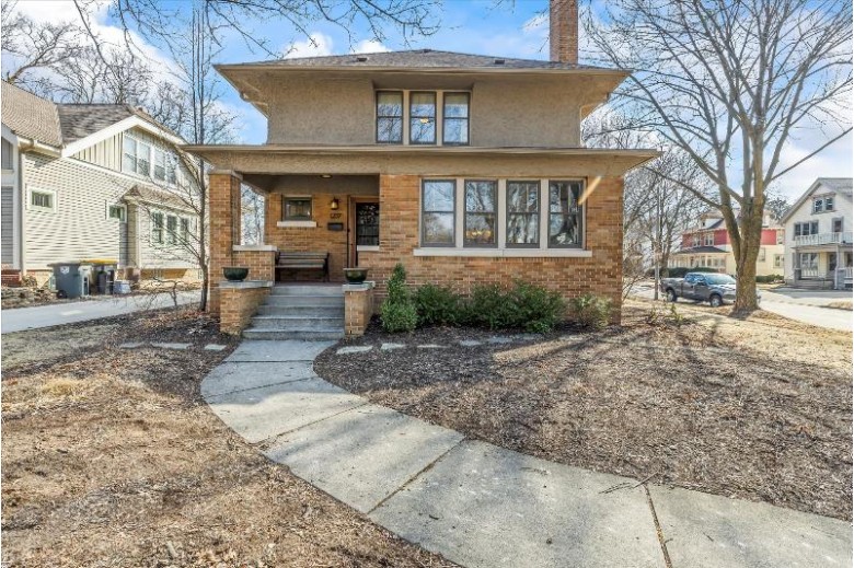 6857 Milwaukee Ave Wauwatosa, WI 53213-2327 by Realty Executives Integrity~cedarburg $439,900