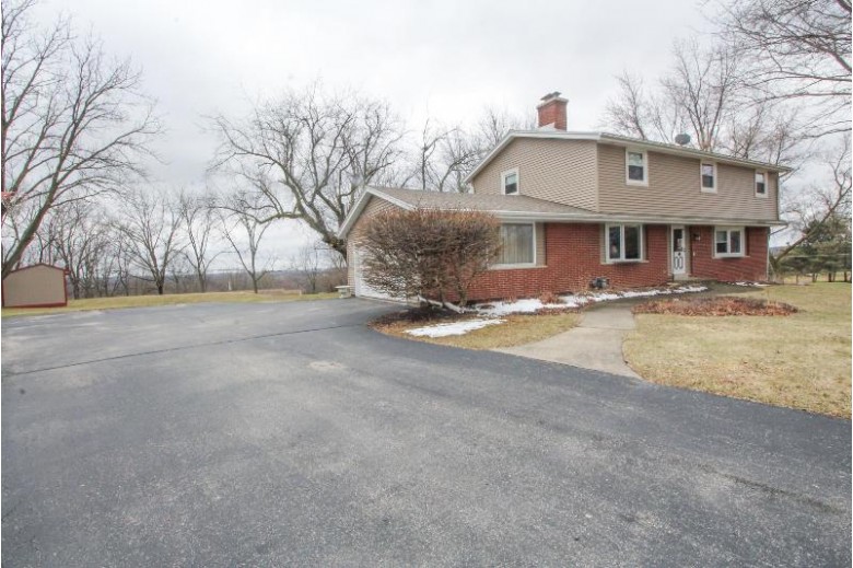 N48W27549 S Courtland Cir Pewaukee, WI 53072-1726 by Redefined Realty Advisors Llc $389,900