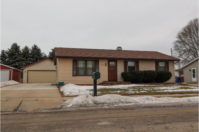 947 Marquette Street Menasha, WI 54952 by Coldwell Banker Real Estate Group $174,900