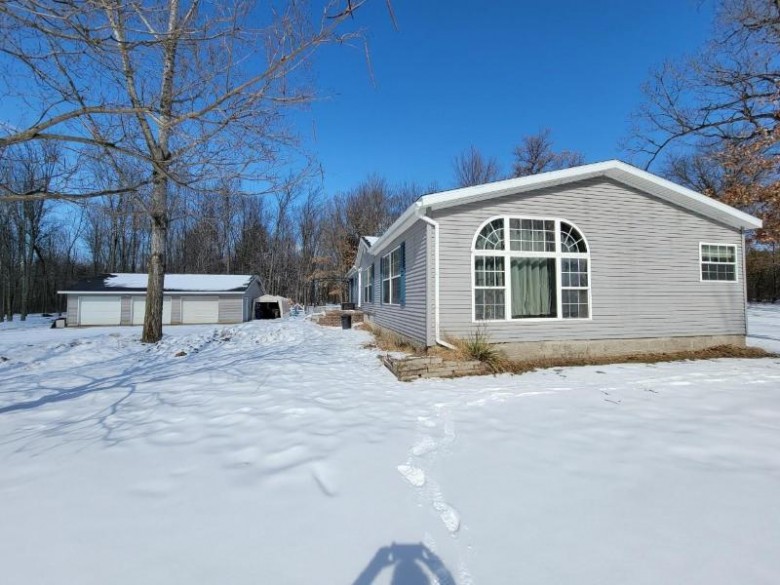 W12375 Akron Avenue Plainfield, WI 54966 by First Weber Real Estate $198,000