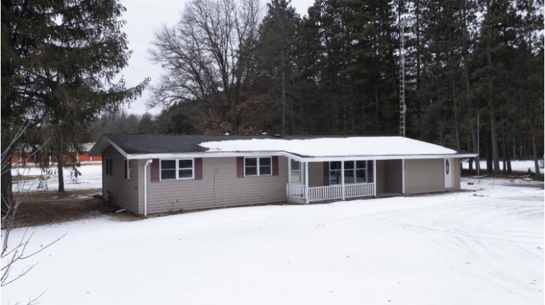 843 W Bannerman Avenue Redgranite, WI 54970 by First Weber Real Estate $149,900