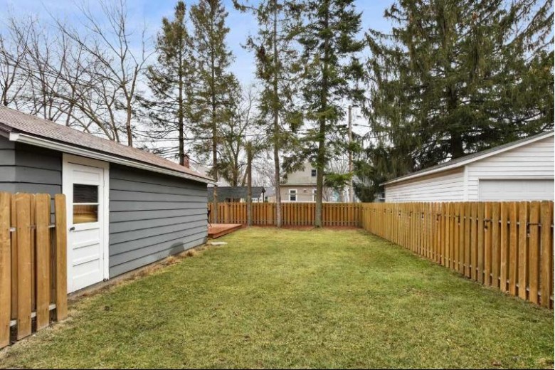 3223 Thorp St, Madison, WI by Lauer Realty Group, Inc. $369,900