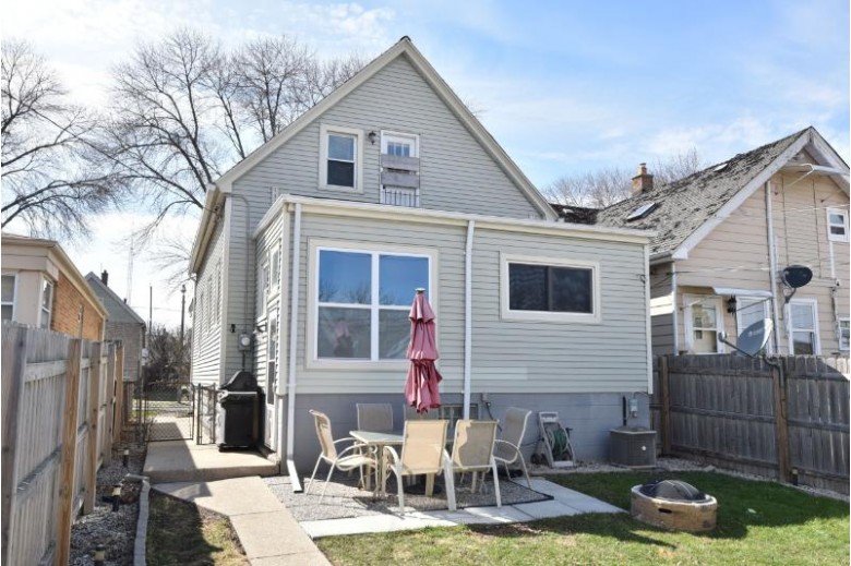 3156 S 8th St Milwaukee, WI 53215-4708 by Shorewest Realtors, Inc. $225,000