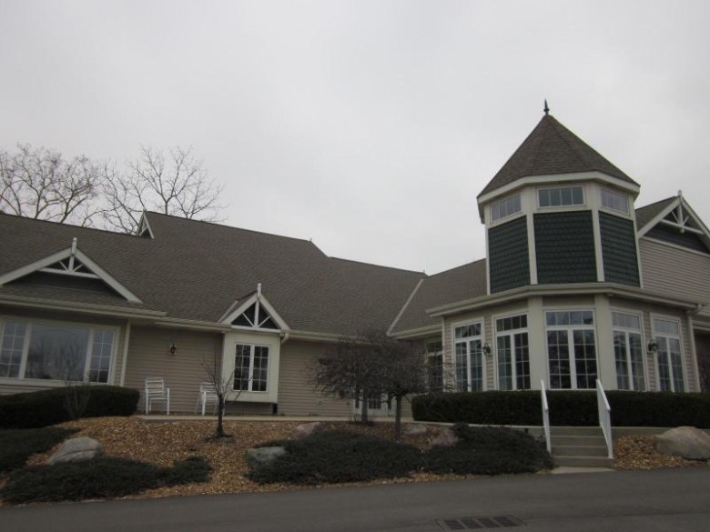 6180 Walnut Ln 79 Cudahy, WI 53110-3466 by Famous Homes Realty $239,900