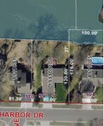 590 Twin Harbor Drive Winneconne, WI 54986 by Beiser Realty, LLC $325,000
