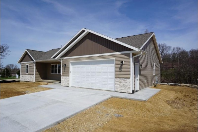 2098 Fawn Valley Ct, Reedsburg, WI by Evergreen Realty Inc $399,000