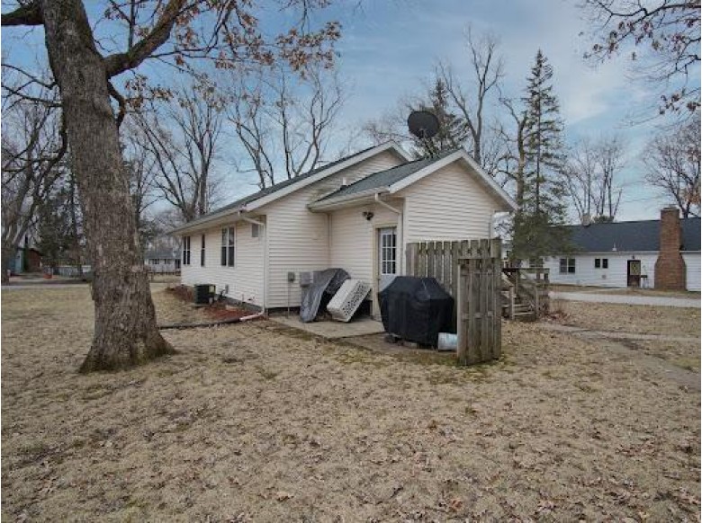 602 Shady Ln Pardeeville, WI 53954 by Tri-County Real Estate, Inc. $215,000