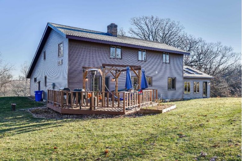 N9560 Hustad Valley Rd Mount Horeb, WI 53572 by Sweeney Realty & Co $495,000