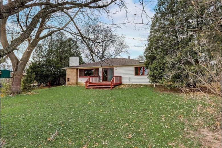 1001 Merrill Springs Rd Madison, WI 53705 by Restaino & Associates Era Powered $550,000