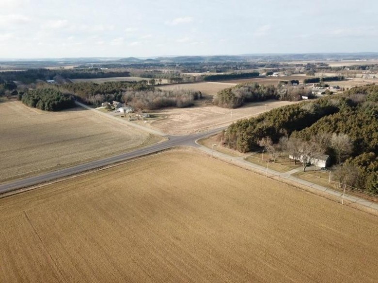 S10080A Hwy 12 Prairie Du Sac, WI 53578 by First Weber Real Estate $1,600,000