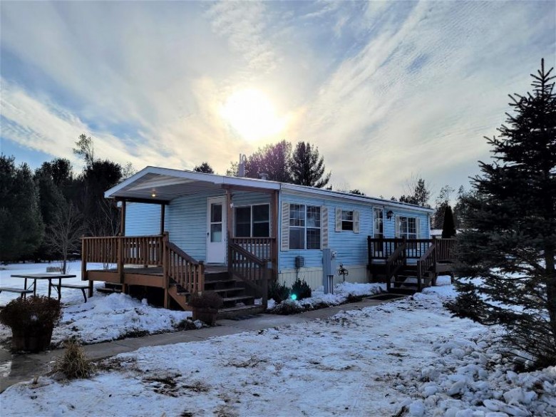 W5827 Whistling Wings Dr, New Lisbon, WI by Castle Rock Realty Llc $147,900