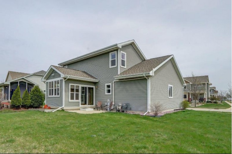 322 Fargo Tr Middleton, WI 53562 by Berkshire Hathaway Homeservices True Realty $599,900