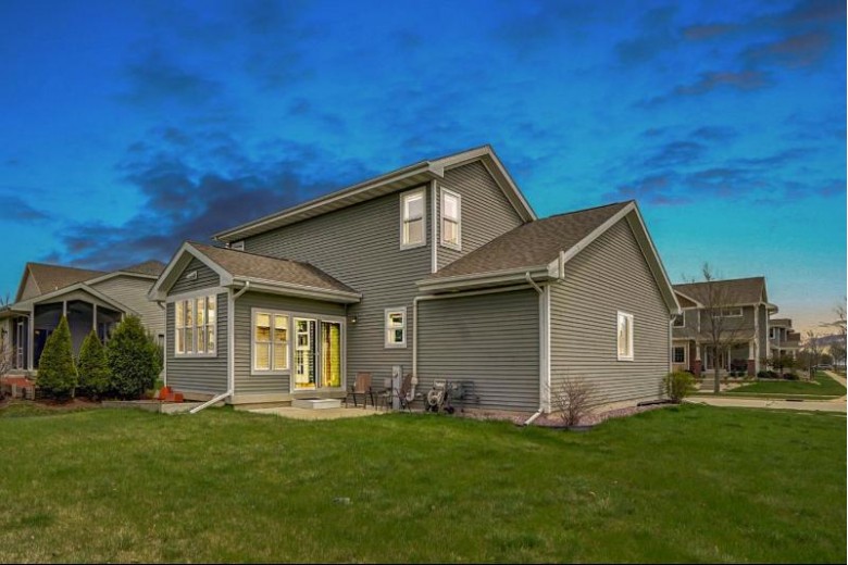 322 Fargo Tr Middleton, WI 53562 by Berkshire Hathaway Homeservices True Realty $599,900