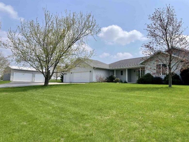 N2410 Clearview Dr, Monroe, WI by Century 21 Advantage $399,900