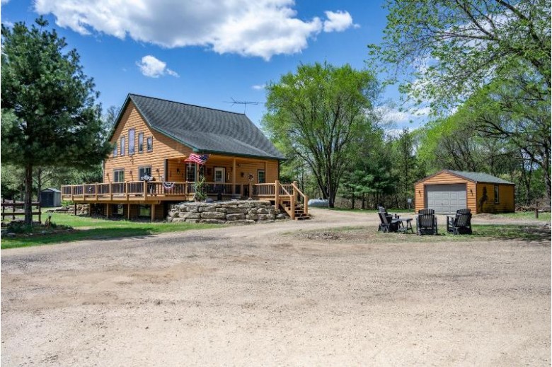 295 Cottonville Ln Coloma, WI 54930 by Castle Rock Realty Llc $749,900