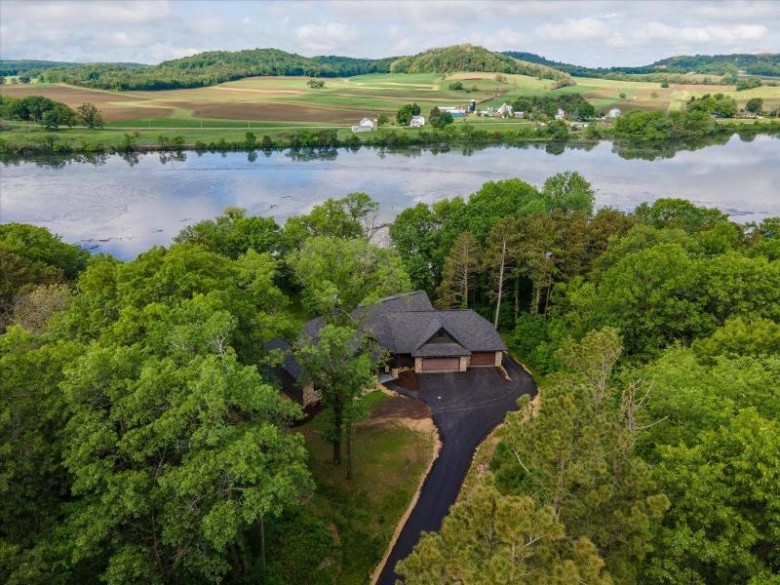 W11415 High Point Rd, Lodi, WI by First Weber Real Estate $1,650,000