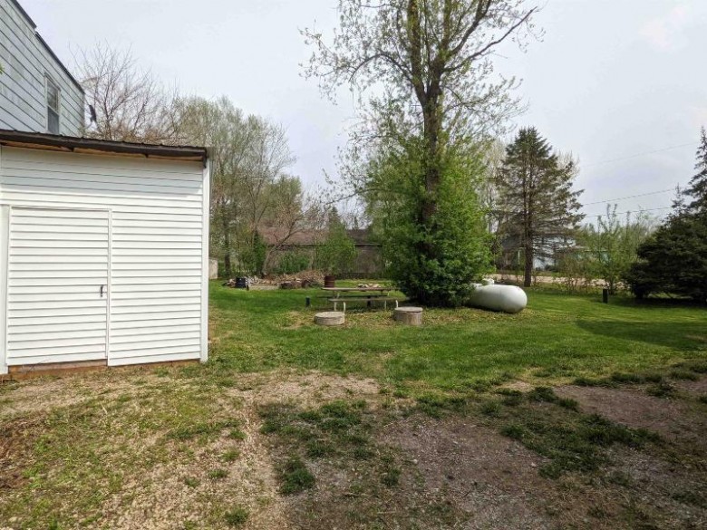1124 Berlin Rd Marshall, WI 53559 by Building Equity Development $225,000