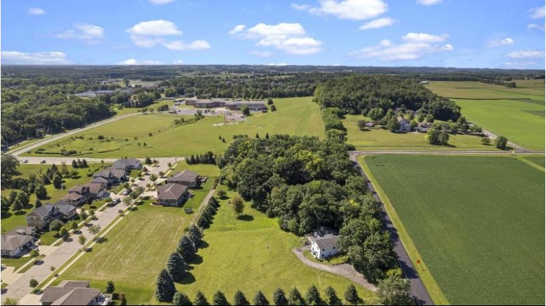 3724 Robert Nelson Rd, Deerfield, WI by Re/Max Preferred $420,000