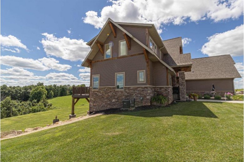 E11325 Maple Dr Viola, WI 54664 by First Weber Real Estate $725,000