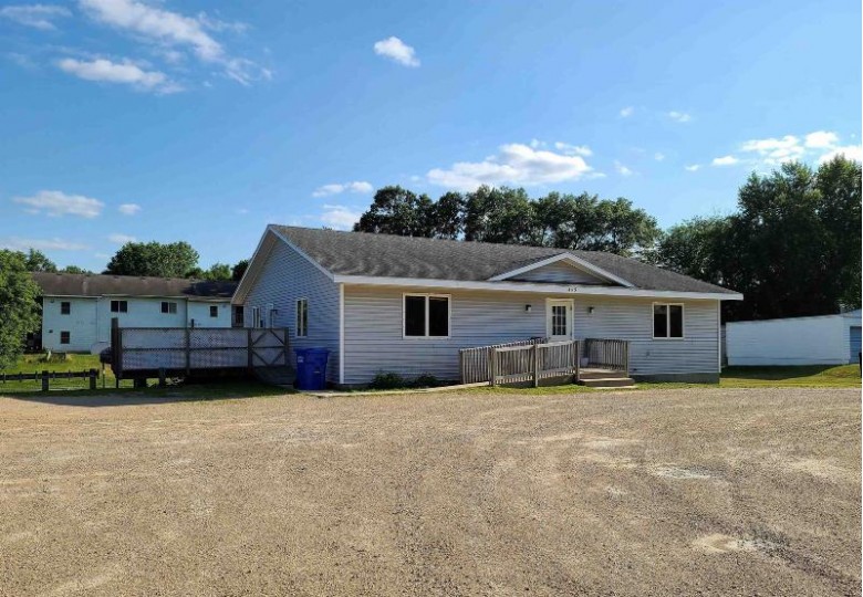 405 W Chestnut St Pardeeville, WI 53954 by First Weber Real Estate $235,000
