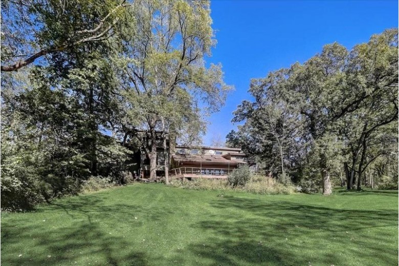 3590 County Road Q, Dodgeville, WI by First Weber Real Estate $1,100,000