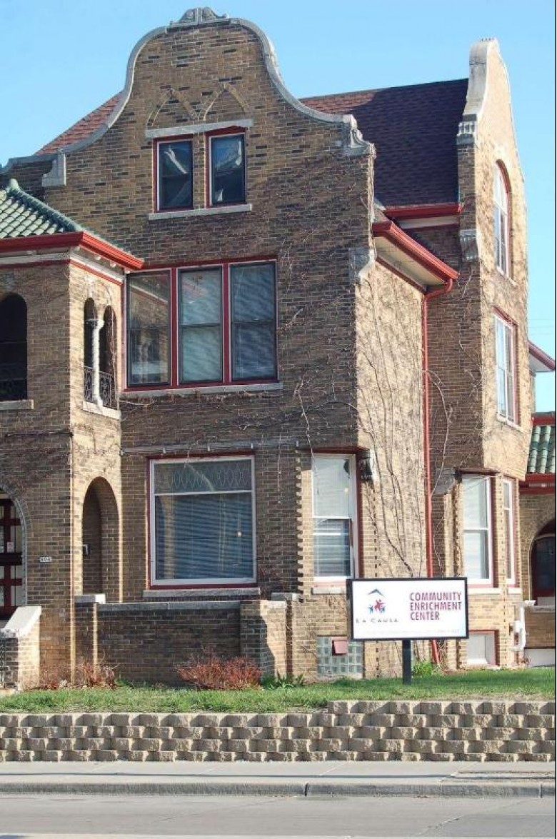 804 W Greenfield Ave, Milwaukee, WI by Anderson Commercial Group, Llc $499,000