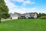 6728 S 50th St, Franklin, WI by Re/Max Lakeside-27th $449,000