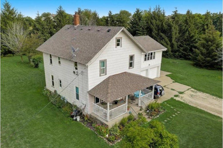 W322S8822 Beulah Rd Mukwonago, WI 53149-9235 by Re/Max Realty Pros~brookfield $425,000