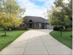107 Trails Edge Ct, Hartland, WI by Coldwell Banker Elite $589,900