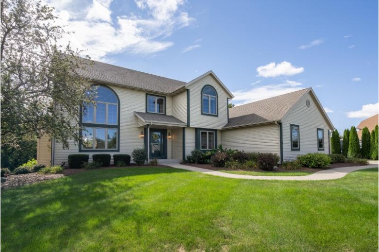 S29W30841 Wild Berry Ln Waukesha, WI 53188 by Keller Williams Realty-Lake Country $624,900