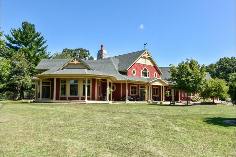 S102W33620 County Road LO Mukwonago, WI 53149-9512 by First Weber Real Estate $3,900,000